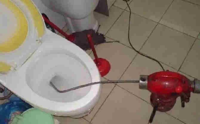 振兴马桶通下水